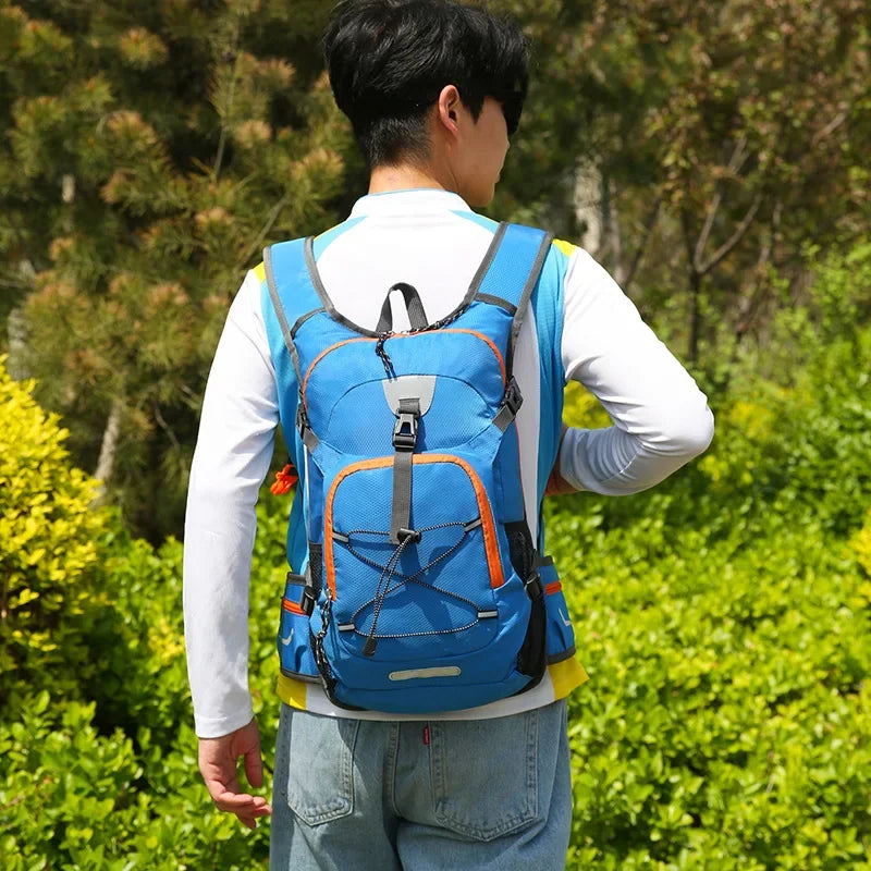 Sac de Randonnée 25L Léger Compatible Poche à Eau et Bande Réfléchissante - RidgeLite 25 - Esprit Rando