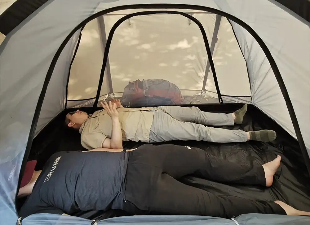 Tente Randonnée Dôme Hiver Compatible avec Mini Cheminée, Étanche - CAMPFLEX - Esprit Rando