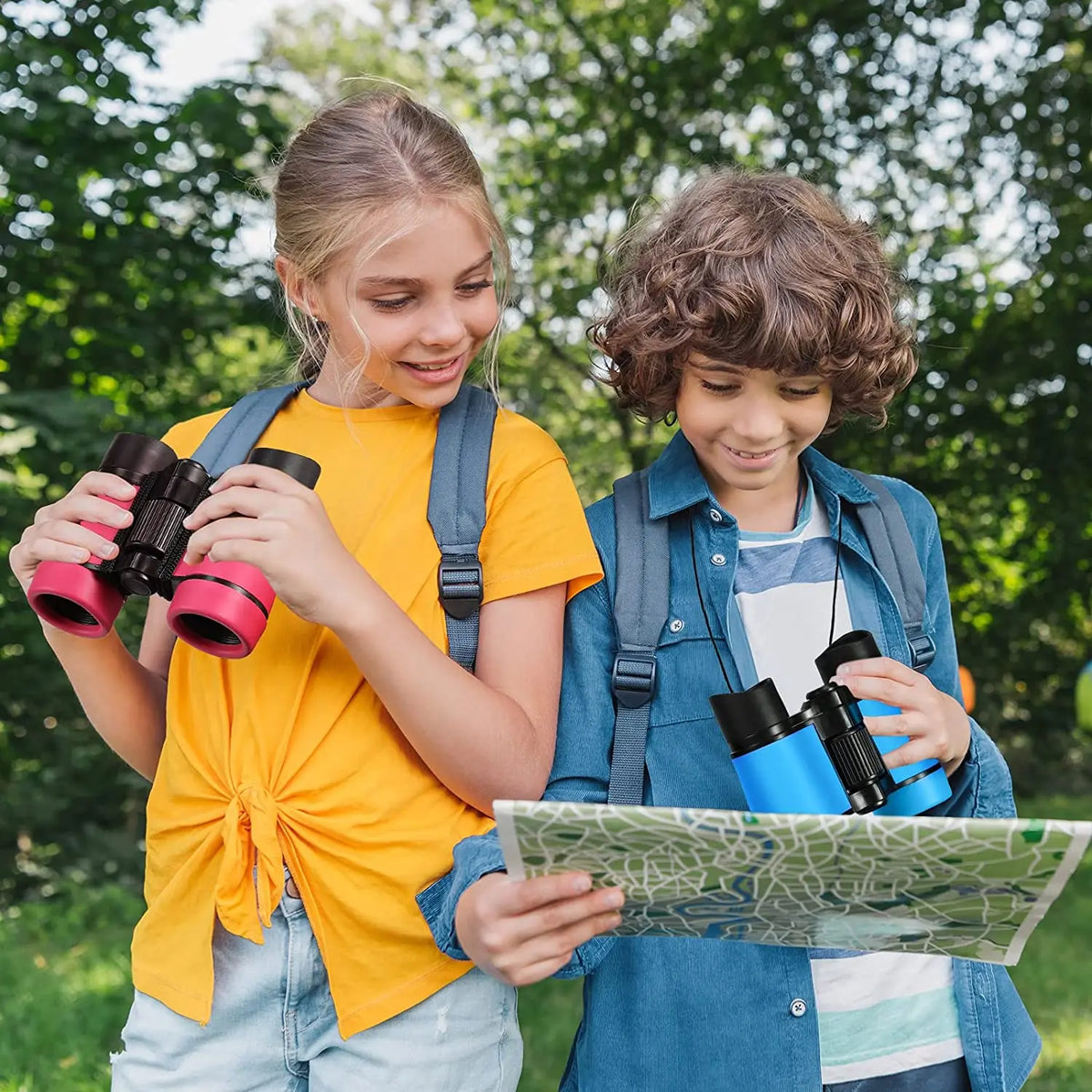 Jumelles pour randonnée enfant en observation nature