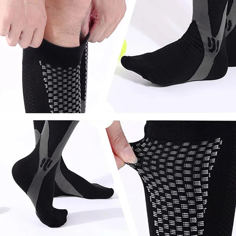 Chaussette Randonnée Longue Unisexe - PressionX en coton respirant, coupe ajustée, design noir.